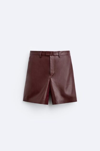 ZARA FAUX LEATHER SHORT IN BURGUNDY