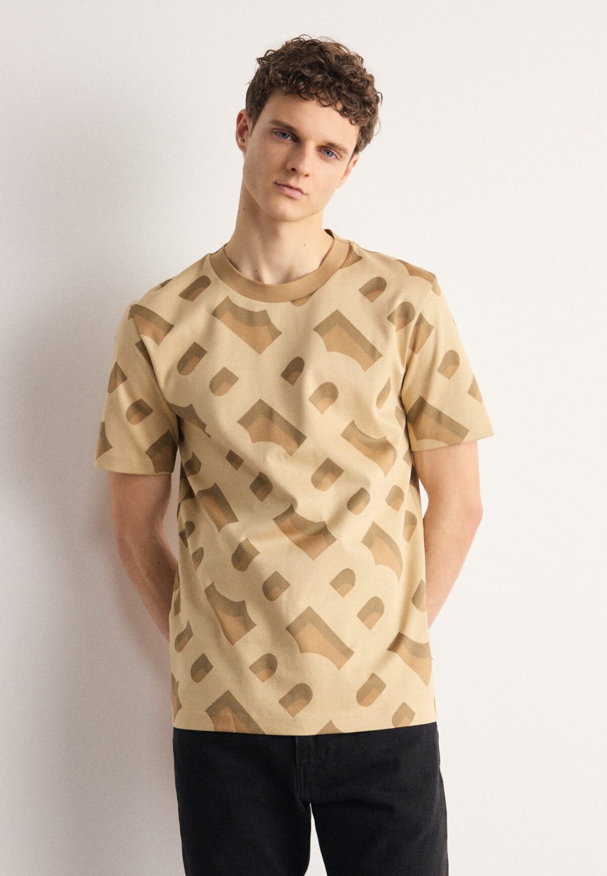BOSS BIEGE COLOR CLASSIC T-SHIRT