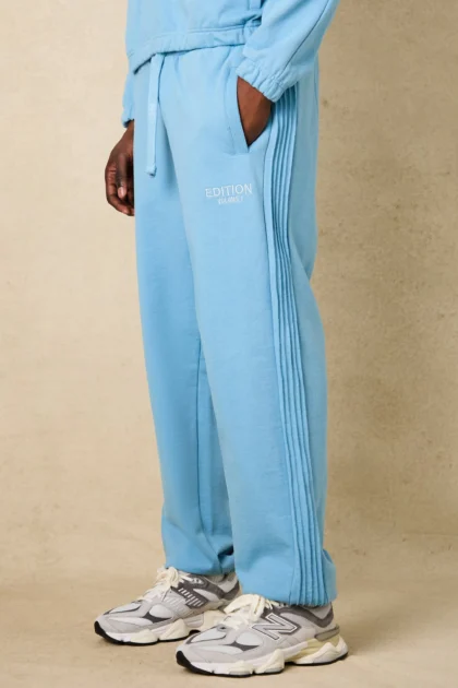 OVERSIZED EMBROIDERED HEAVY WEIGHT JOGGERS