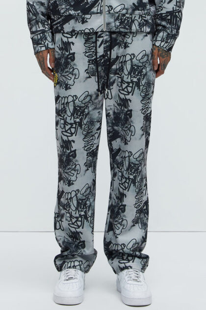 RELAXED FIT GRAFFITI JOGGERS