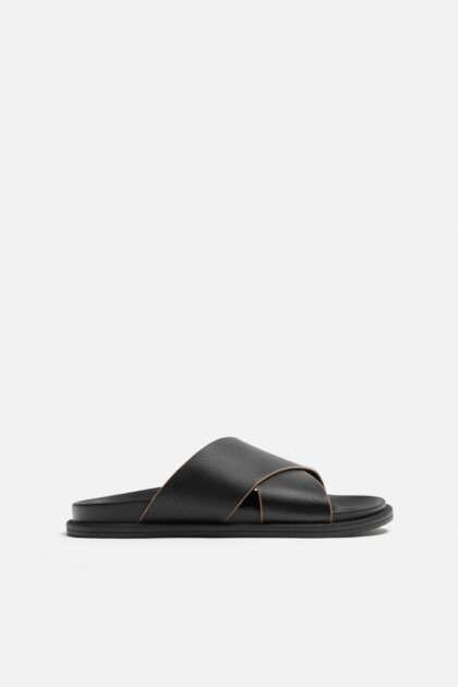 BLACK LEATHER CROSS SANDAL
