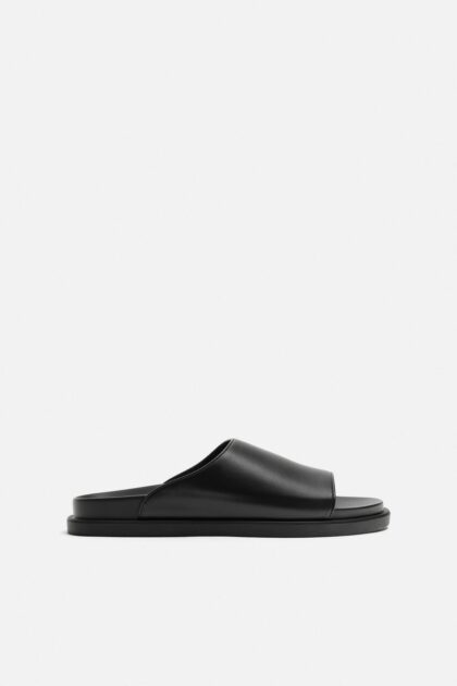 ZARA BLACK LEATHER SANDAL